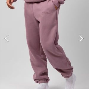 Comfrt Minimalist Sweatpants